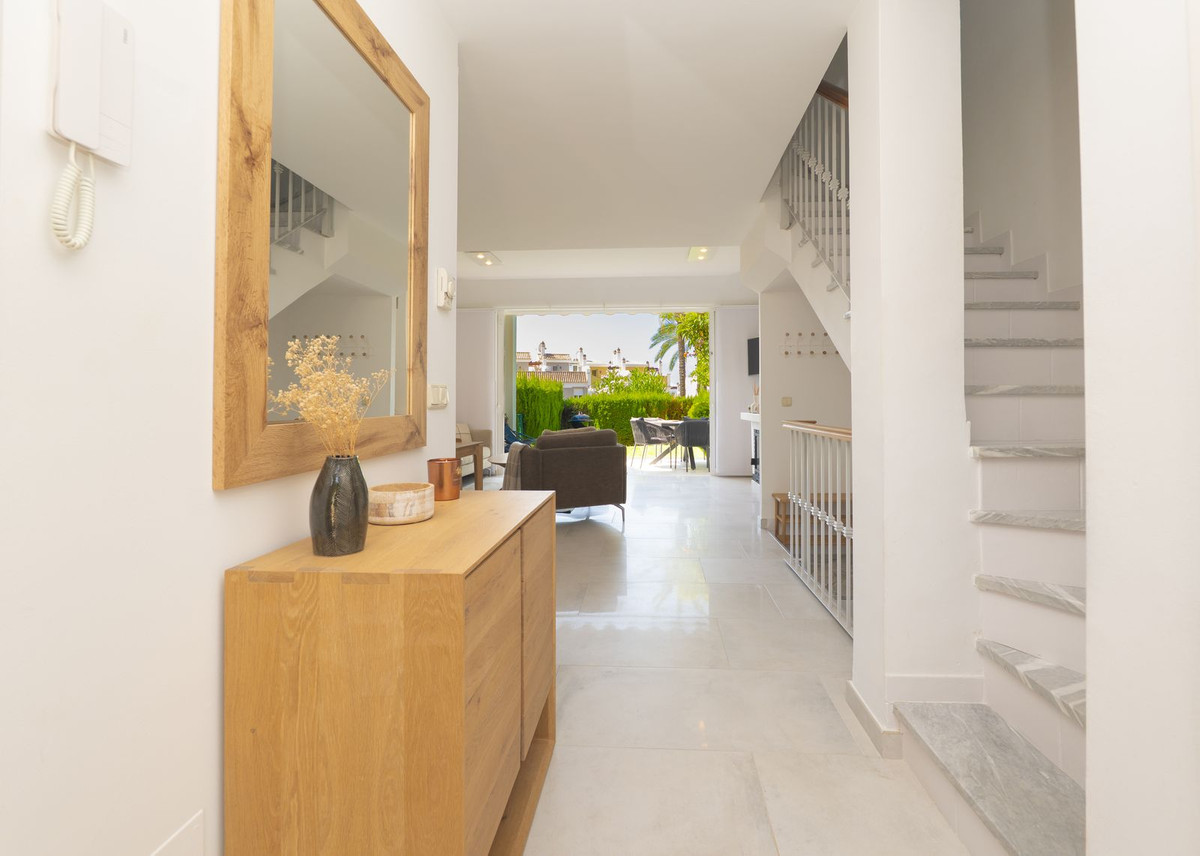 3 Bed Townhouse for sale in Bahía De Marbella Costa Del Sol, Málaga, Spain