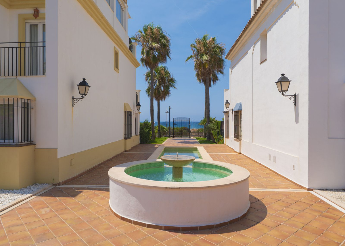 3 Bed Townhouse for sale in Bahía De Marbella Costa Del Sol, Málaga, Spain