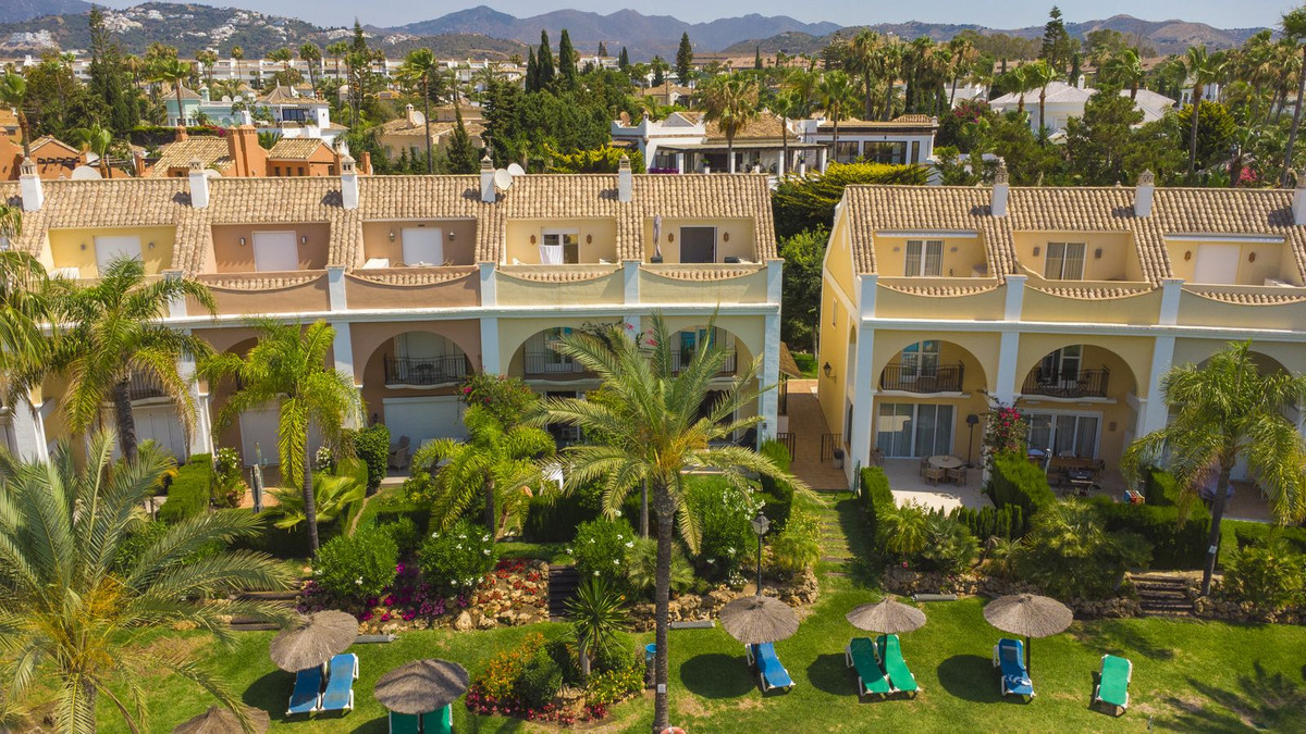 3 Bed Townhouse for sale in Bahía De Marbella Costa Del Sol, Málaga, Spain