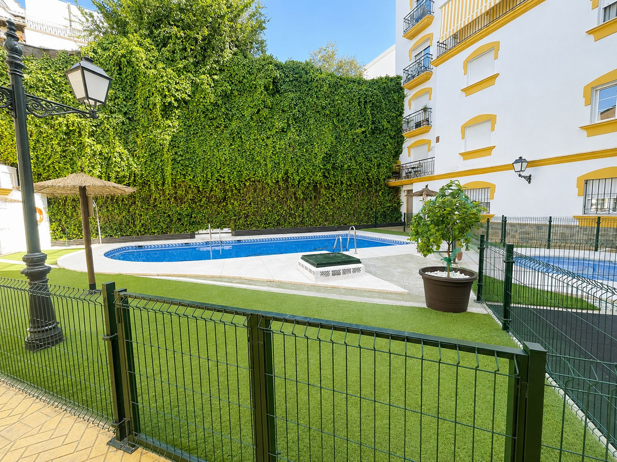 2 Bed Apartment for sale in Guaro Costa Del Sol, Málaga, Spain