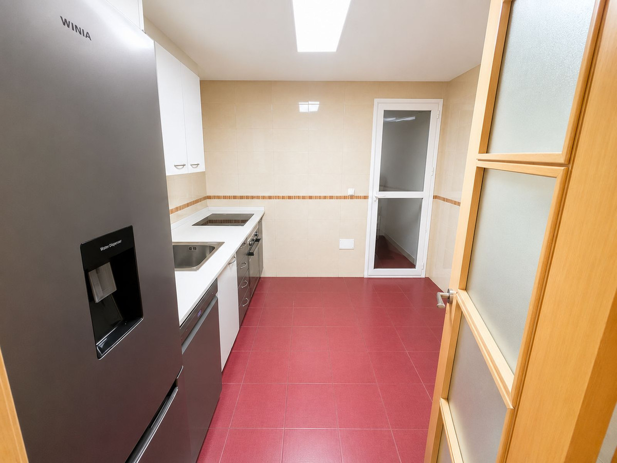 2 Bed Apartment for sale in Guaro Costa Del Sol, Málaga, Spain