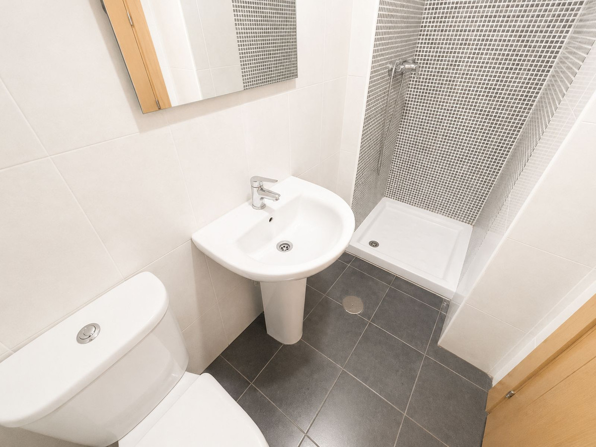 2 Bed Apartment for sale in Guaro Costa Del Sol, Málaga, Spain