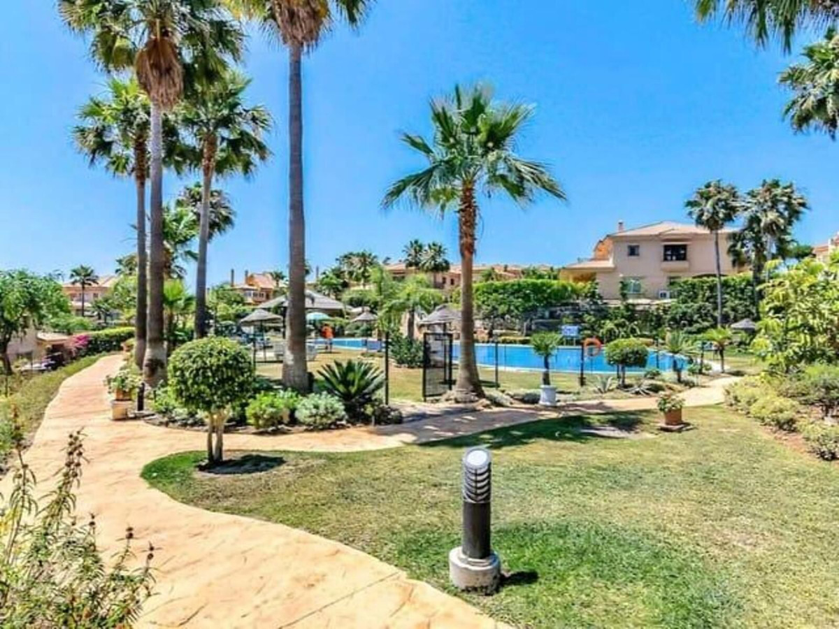 4 Bed Townhouse for sale in Riviera Del Sol Costa Del Sol, Málaga, Spain
