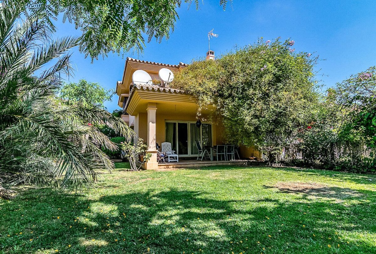 4 Bed Townhouse for sale in Riviera Del Sol Costa Del Sol, Málaga, Spain
