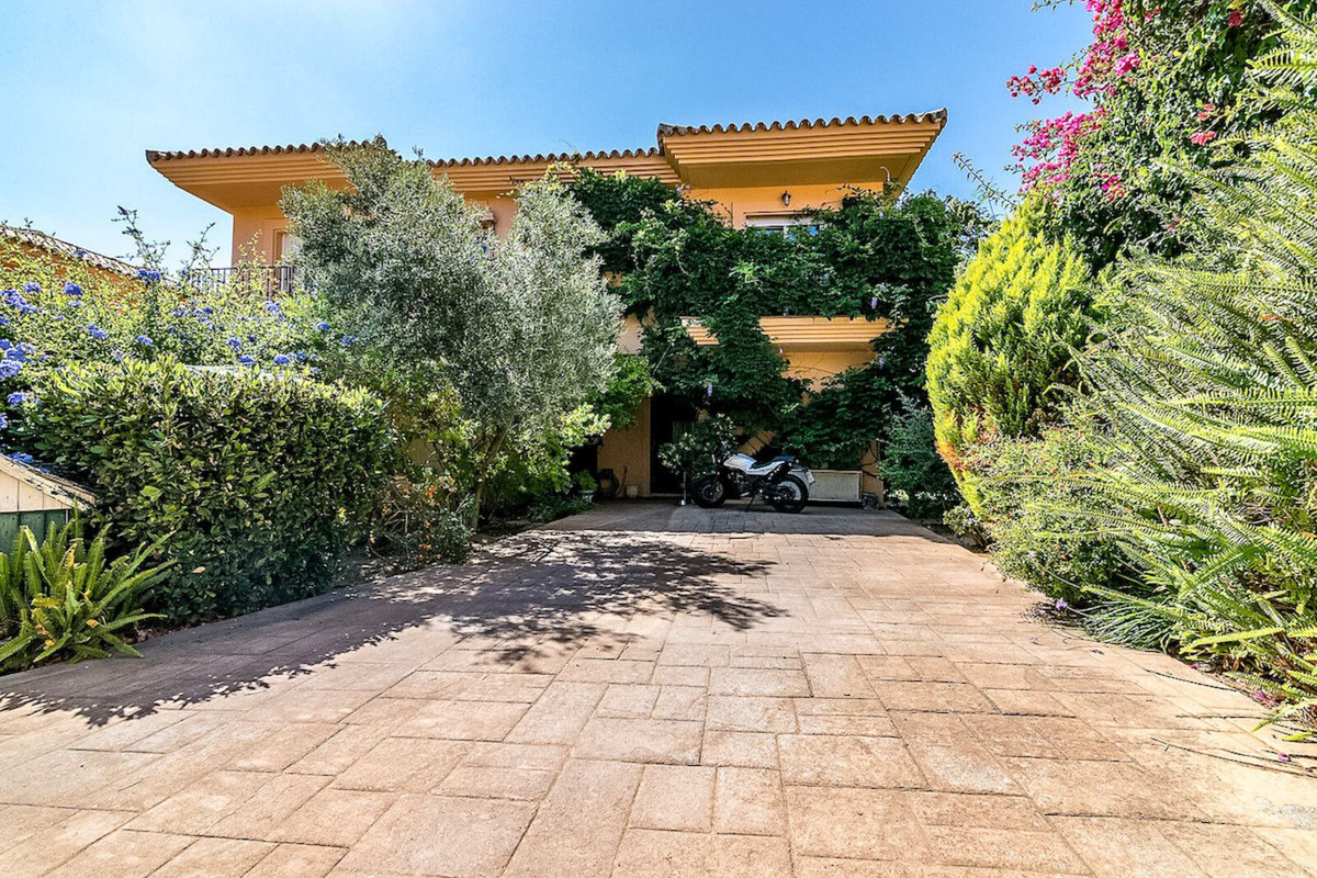 4 Bed Townhouse for sale in Riviera Del Sol Costa Del Sol, Málaga, Spain