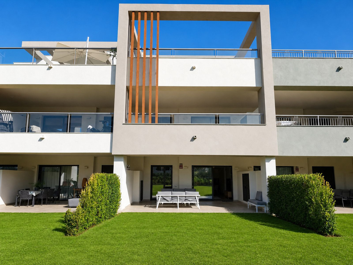 2 Bed Apartment for sale in Casares Playa Costa Del Sol, Málaga, Spain