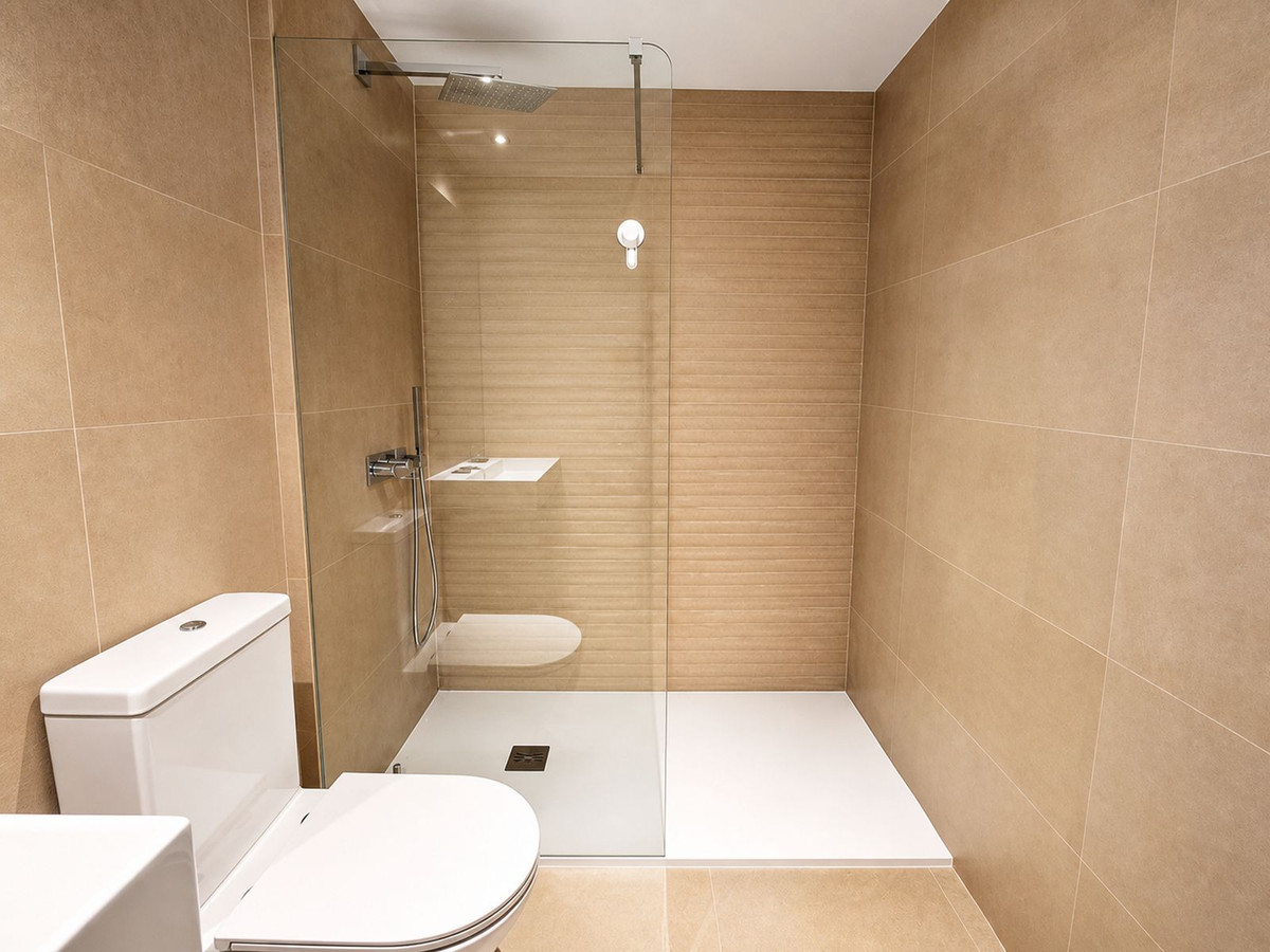 2 Bed Apartment for sale in Casares Playa Costa Del Sol, Málaga, Spain