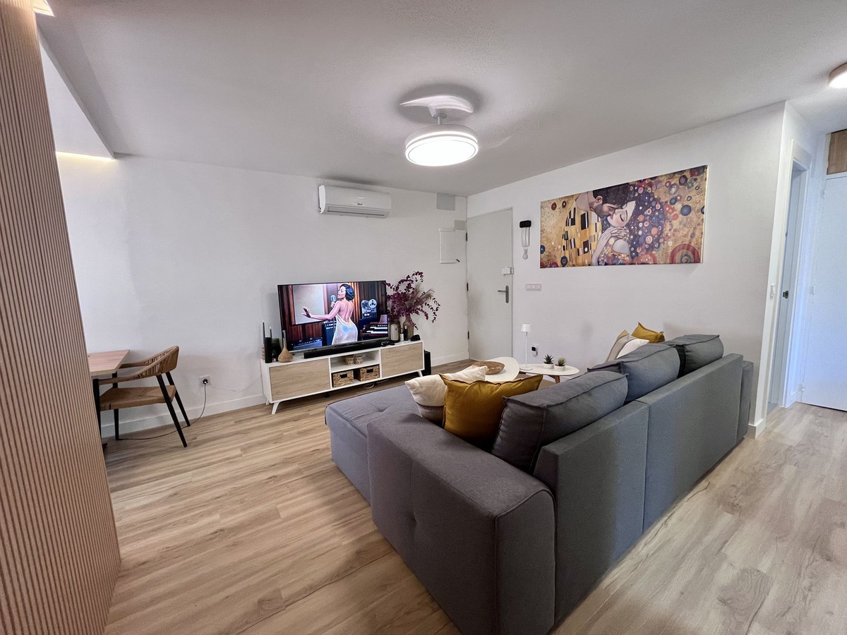 3 Bed Apartment for sale in Torremolinos Centro Costa Del Sol, Málaga, Spain