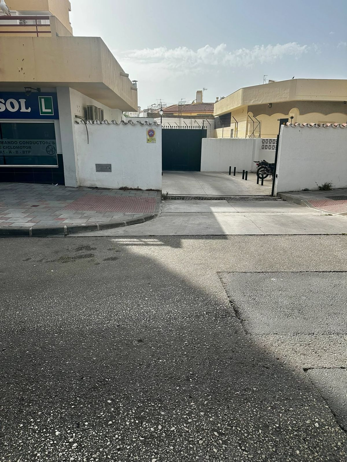 Commercial unit for sale in Fuengirola Costa Del Sol, Málaga, Spain