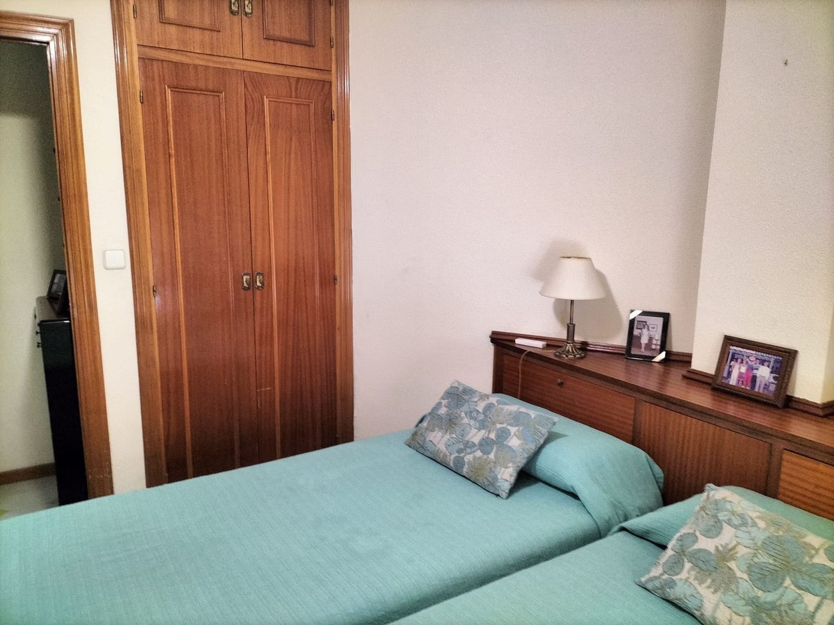 1 Bed Apartment for sale in Fuengirola Costa Del Sol, Málaga, Spain