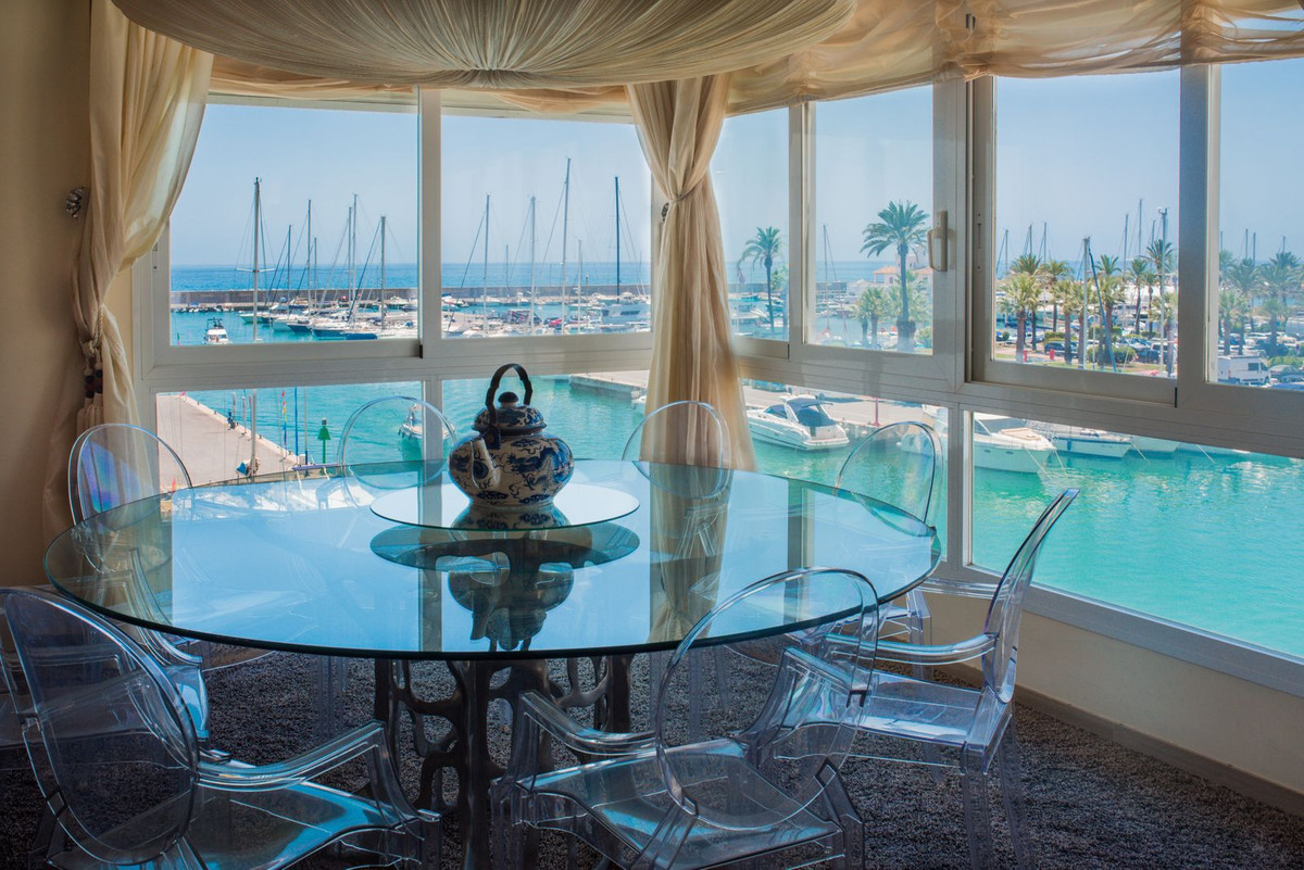 9 Bed Apartment for sale in Benalmadena Costa Del Sol, Málaga, Spain