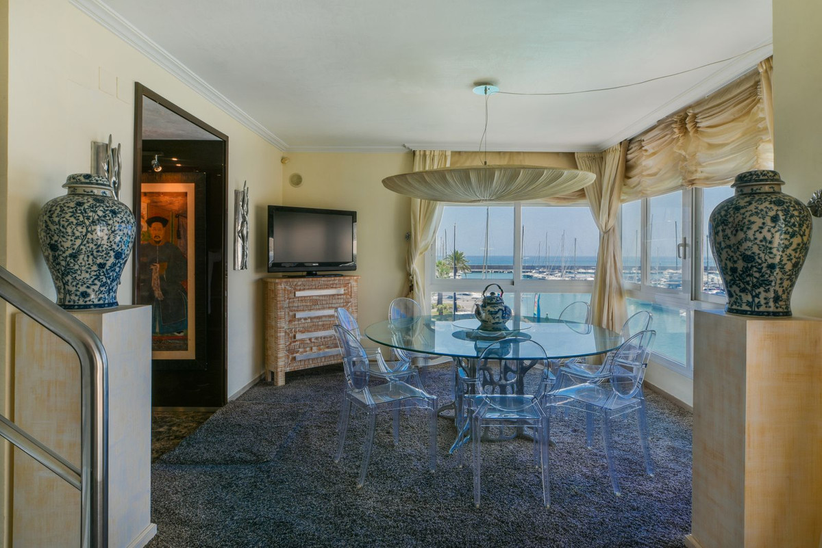 9 Bed Apartment for sale in Benalmadena Costa Del Sol, Málaga, Spain