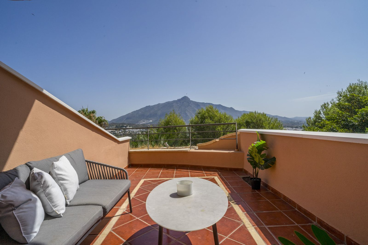 Se vende Apartamento Planta Media de 2 dormitorios en Costa Del Sol, Málaga, España