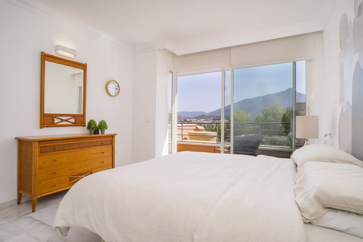 Se vende Apartamento Planta Media de 2 dormitorios en Costa Del Sol, Málaga, España
