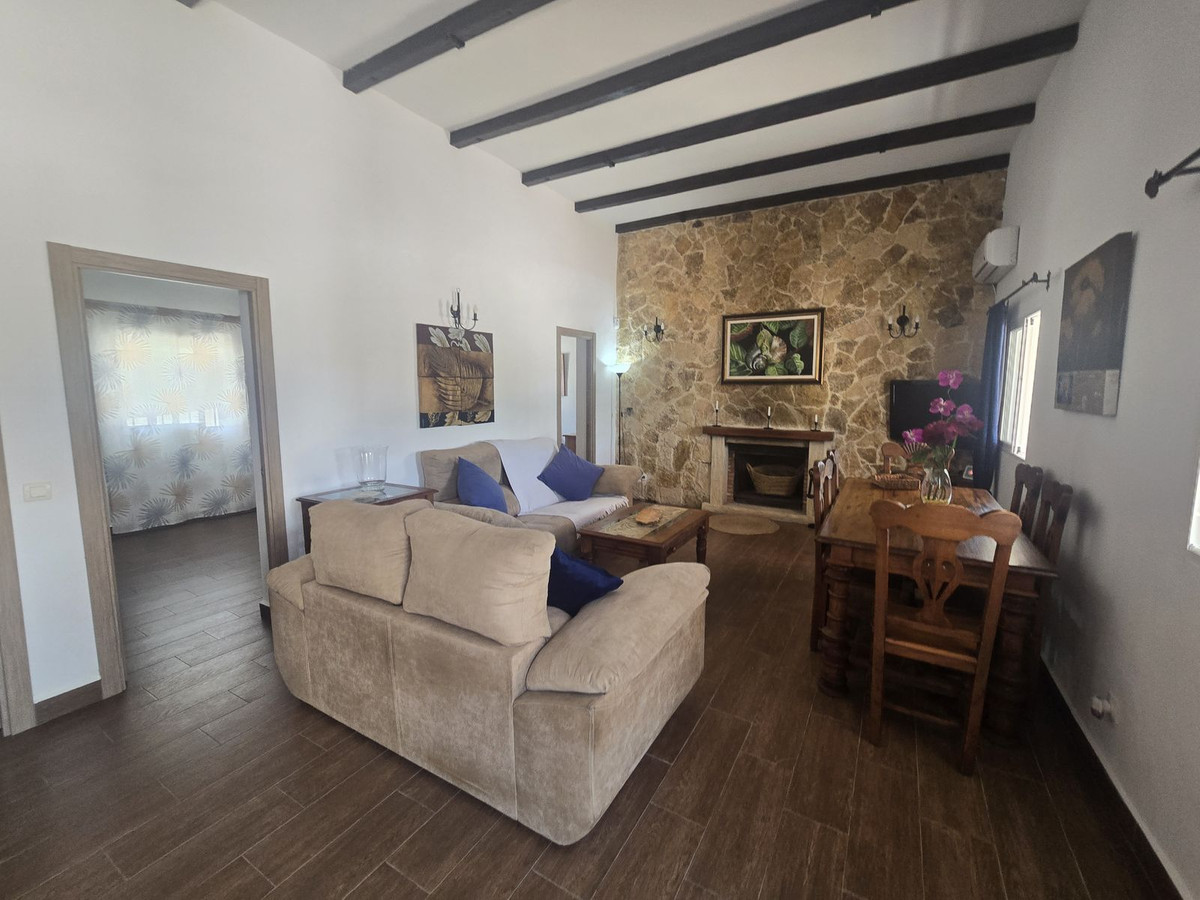 Se vende Finca - Cortijo de 3 dormitorios en Costa Del Sol, Málaga, España