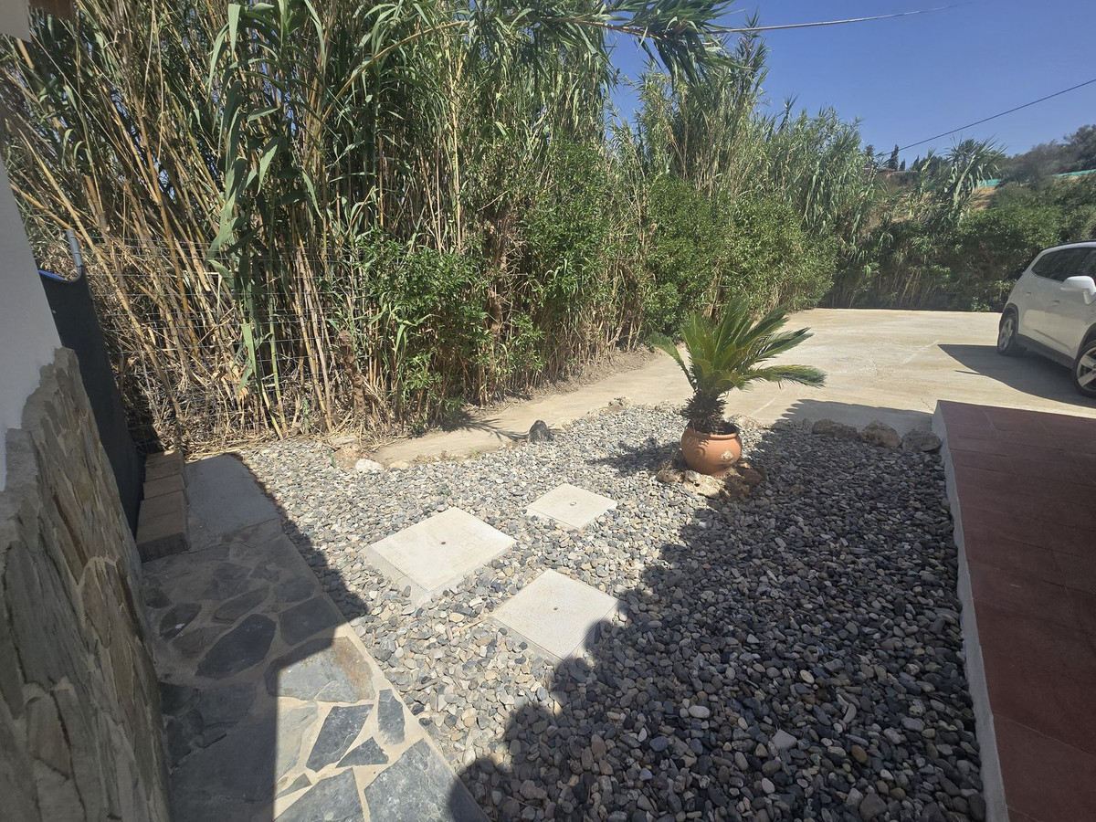 Se vende Finca - Cortijo de 3 dormitorios en Costa Del Sol, Málaga, España