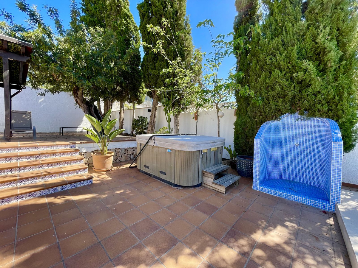 4 Bed Townhouse for sale in Altea Costa Blanca, Alicante, Spain