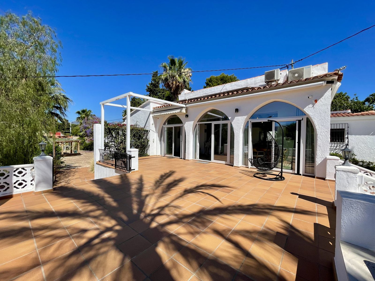 4 Bed Townhouse for sale in Altea Costa Blanca, Alicante, Spain