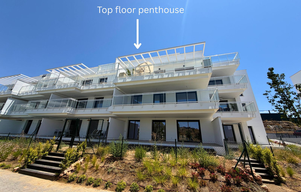 2 Bed Apartment for sale in La Cala De Mijas Costa Del Sol, Málaga, Spain