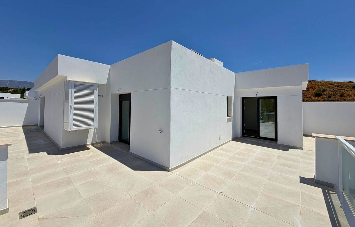 2 Bed Apartment for sale in La Cala De Mijas Costa Del Sol, Málaga, Spain
