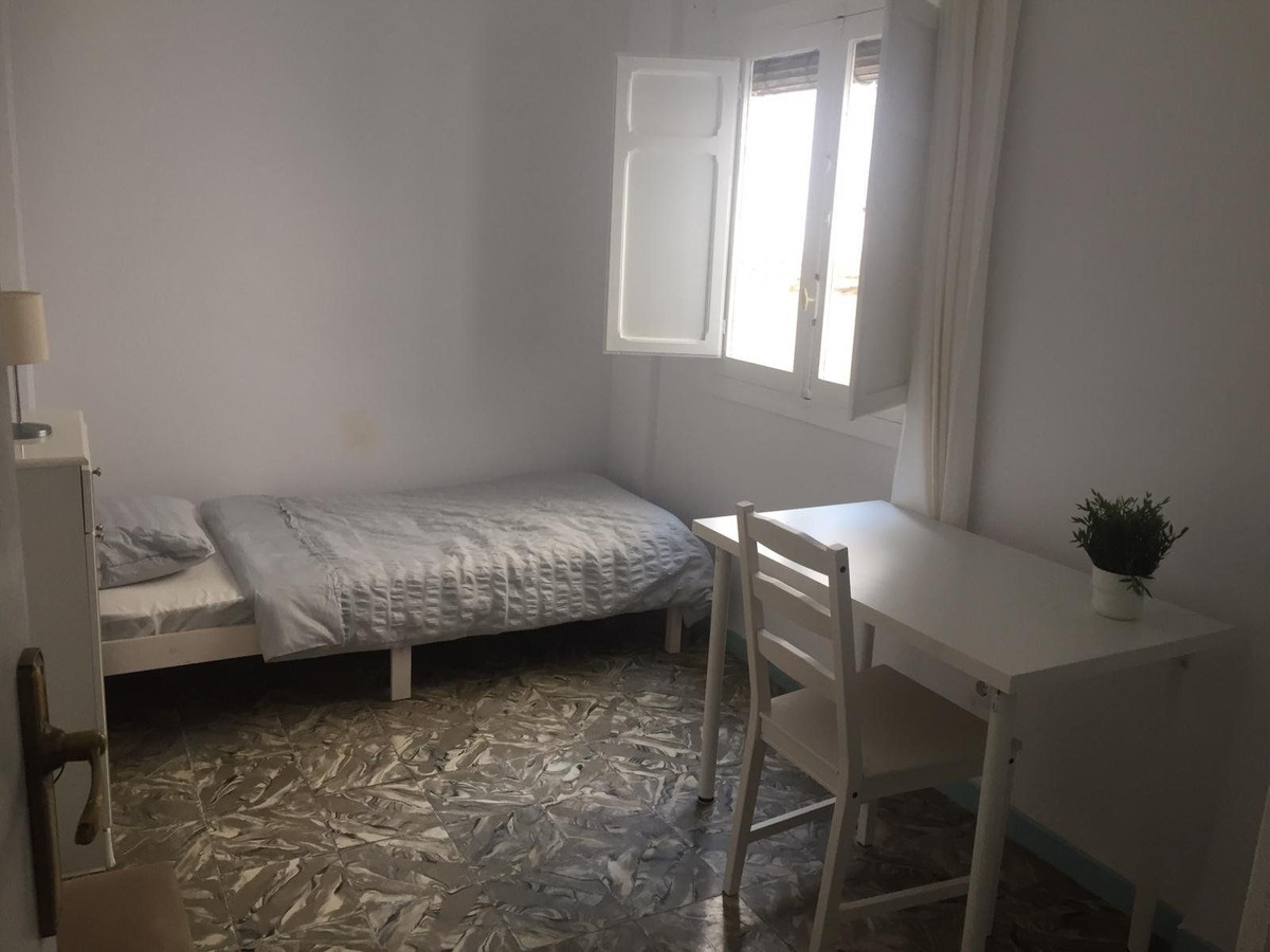 4 Bed Apartment for sale in Alicante City Costa Blanca, Alicante, Spain