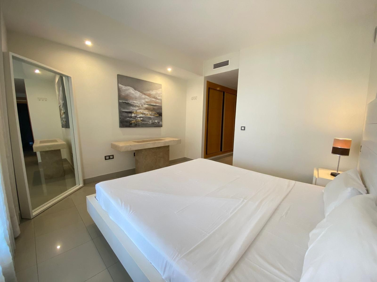 2 Bed Apartment for sale in Estepona Costa Del Sol, Málaga, Spain