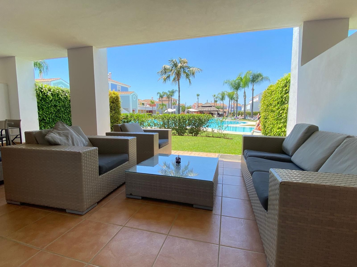 2 Bed Apartment for sale in Estepona Costa Del Sol, Málaga, Spain