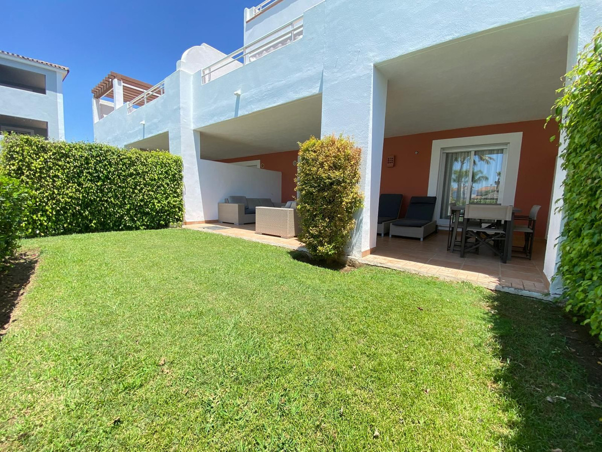 2 Bed Apartment for sale in Estepona Costa Del Sol, Málaga, Spain
