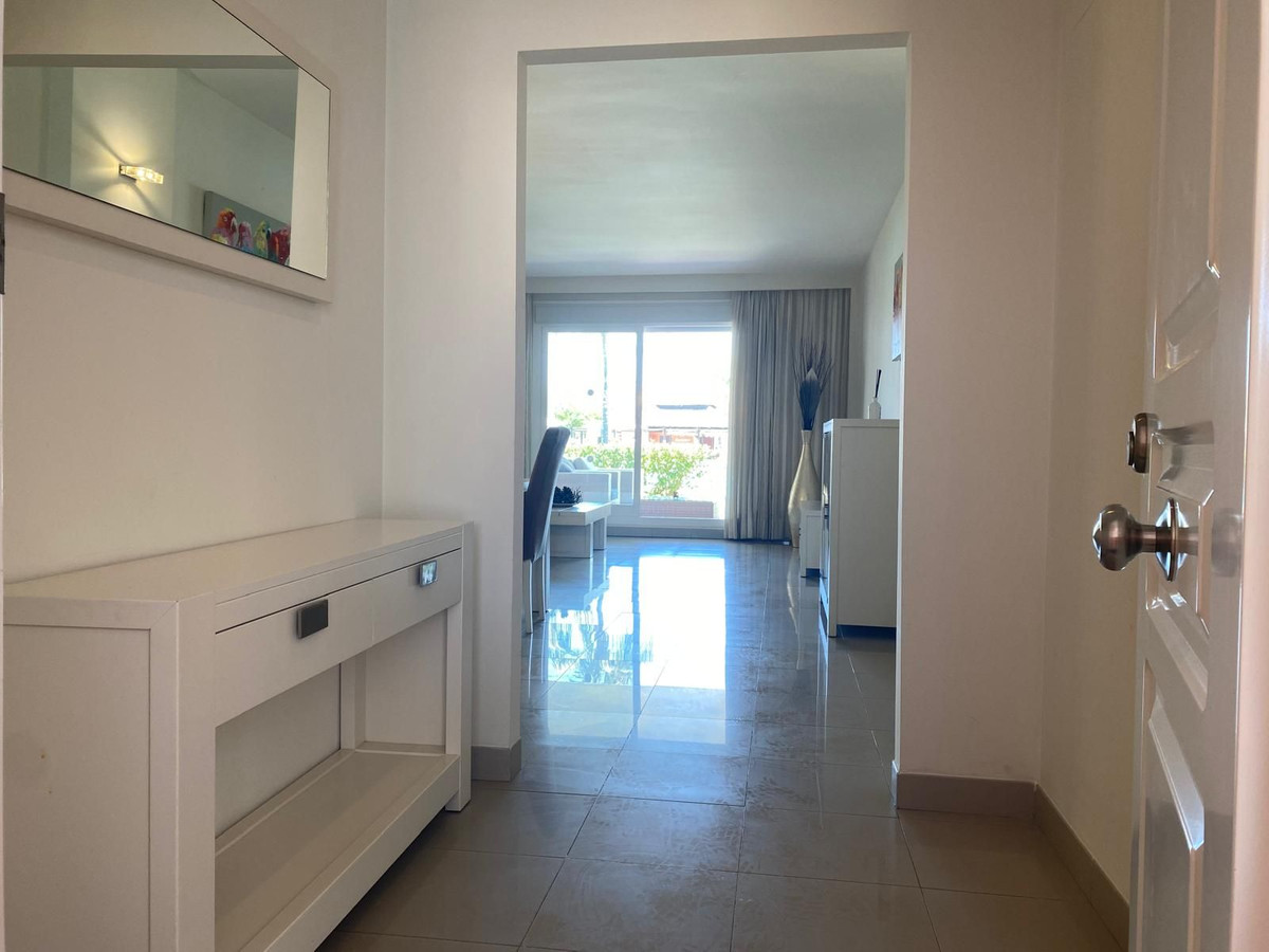 2 Bed Apartment for sale in Estepona Costa Del Sol, Málaga, Spain