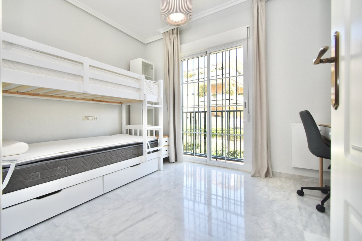 16 Bed Commercial unit for sale in Mijas Costa Del Sol, Málaga, Spain