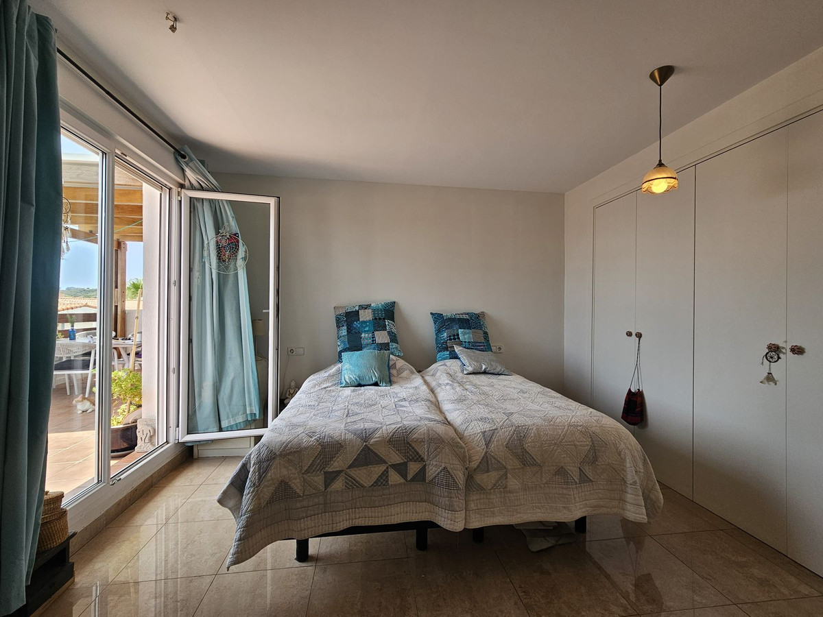 3 Bed Apartment for sale in Manilva Costa Del Sol, Málaga, Spain