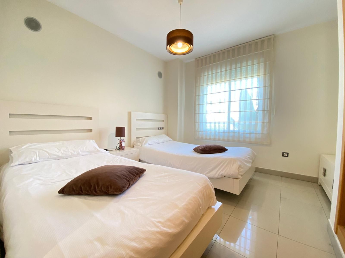 2 Bed Apartment for sale in Estepona Costa Del Sol, Málaga, Spain
