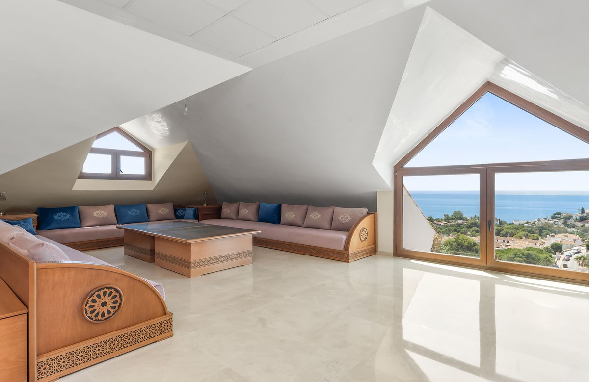 6 Bed Townhouse for sale in Benalmadena Costa Costa Del Sol, Málaga, Spain