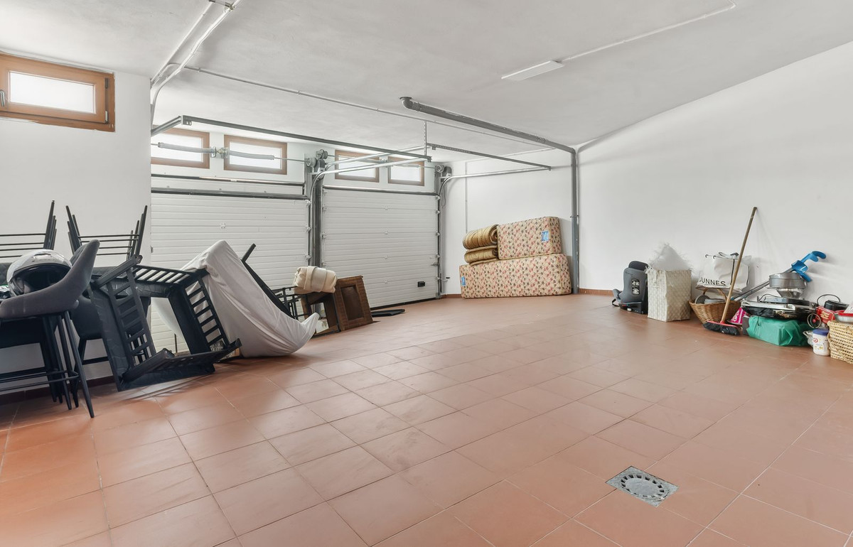 6 Bed Townhouse for sale in Benalmadena Costa Costa Del Sol, Málaga, Spain