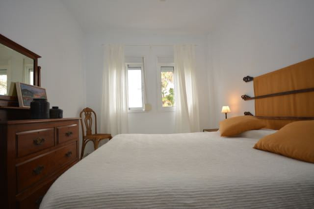 2 Bed Apartment for sale in The Golden Mile Costa Del Sol, Málaga, Spain