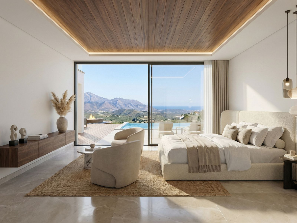 4 Bed Townhouse for sale in La Mairena Costa Del Sol, Málaga, Spain