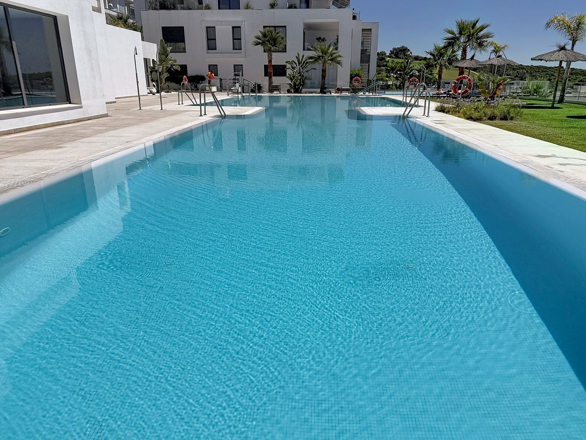 3 Bed Apartment for sale in La Alcaidesa Costa Del Sol, Cádiz, Spain