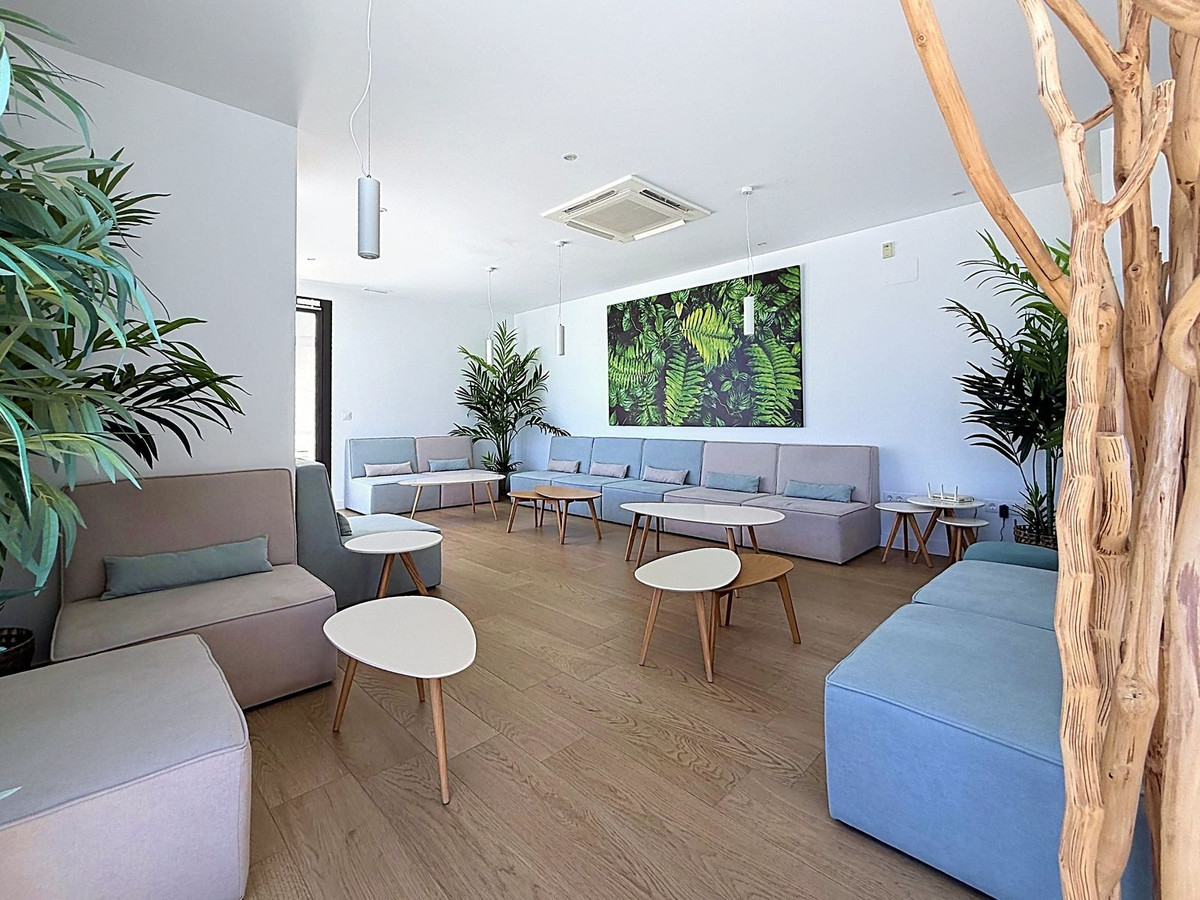 3 Bed Apartment for sale in La Alcaidesa Costa Del Sol, Cádiz, Spain