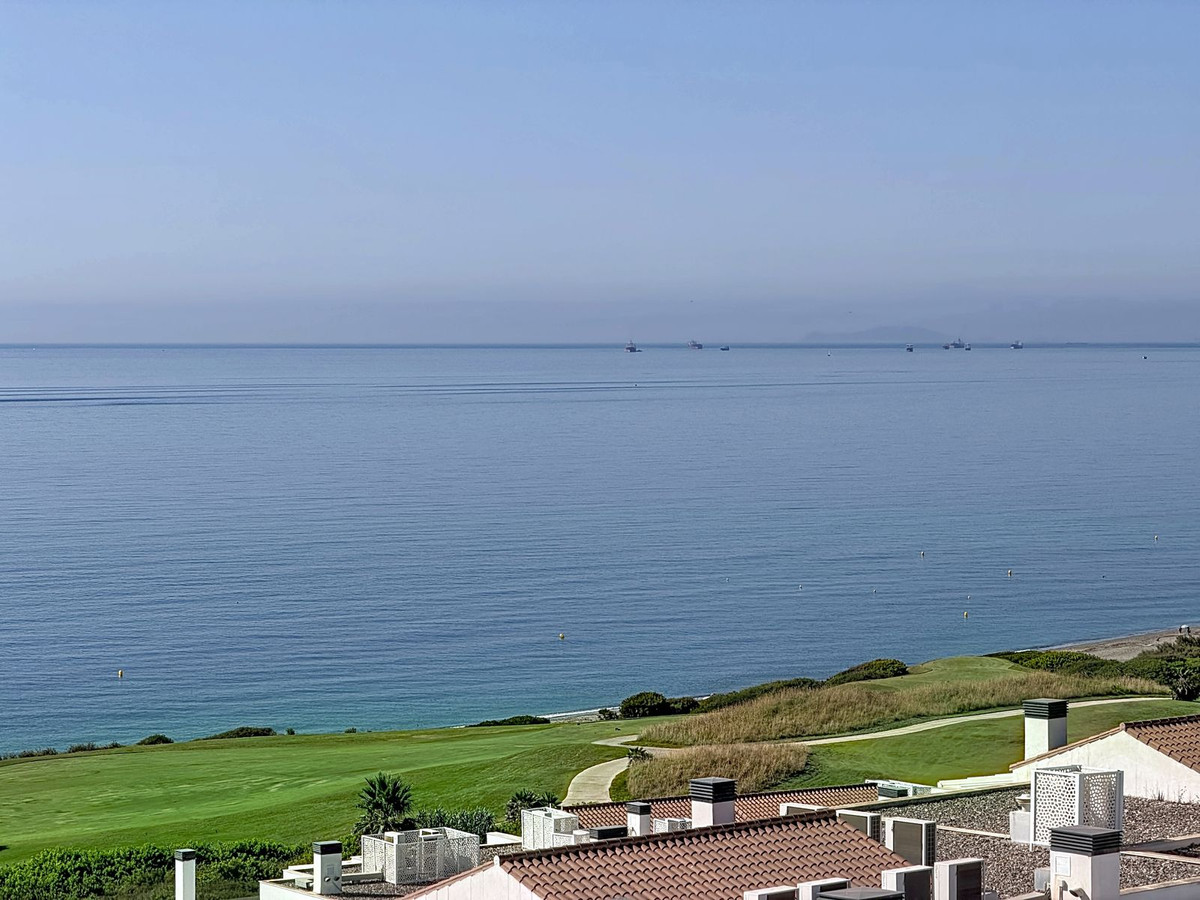 3 Bed Apartment for sale in La Alcaidesa Costa Del Sol, Cádiz, Spain