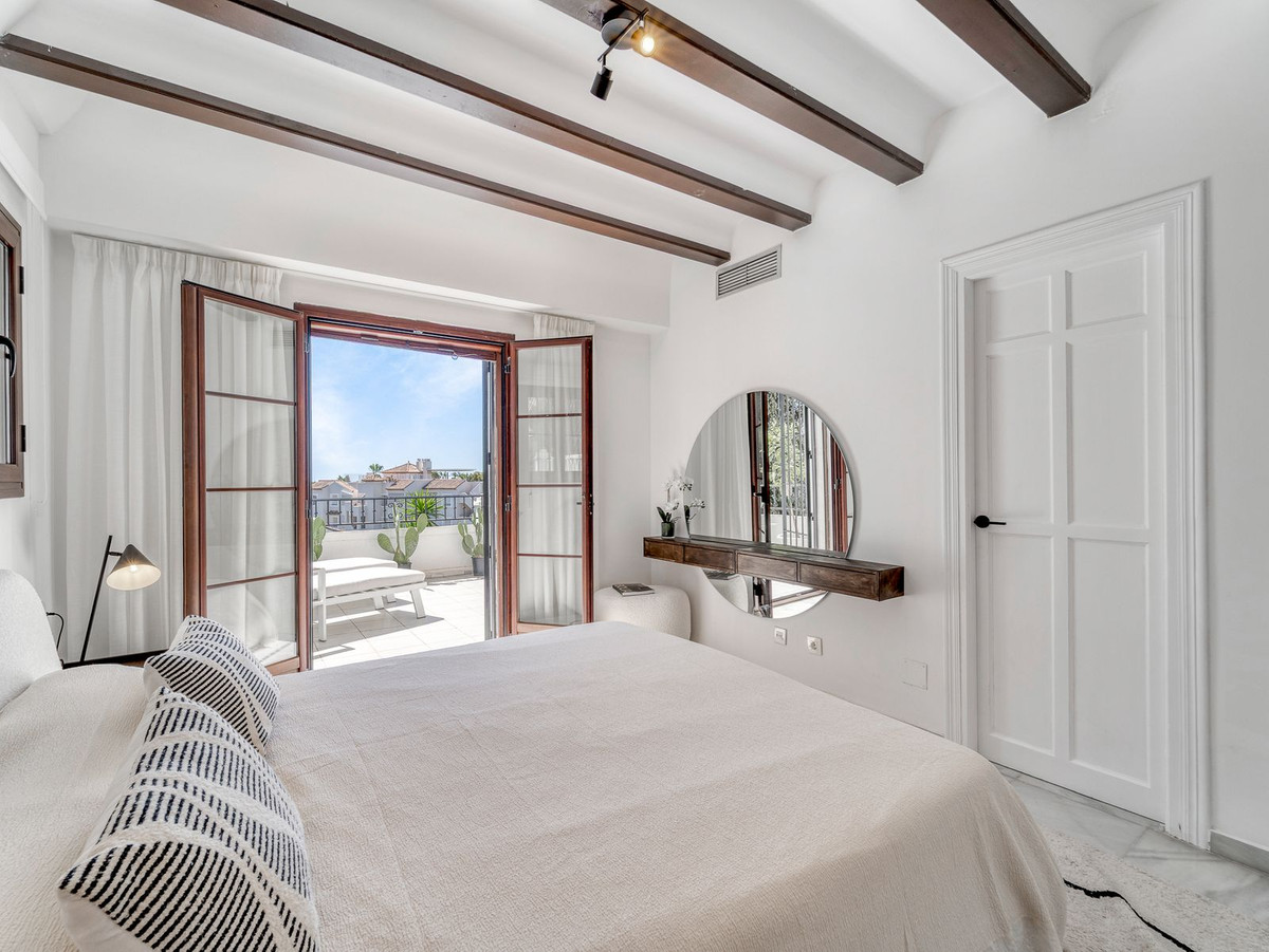 3 Bed Townhouse for sale in Marbella Costa Del Sol, Málaga, Spain