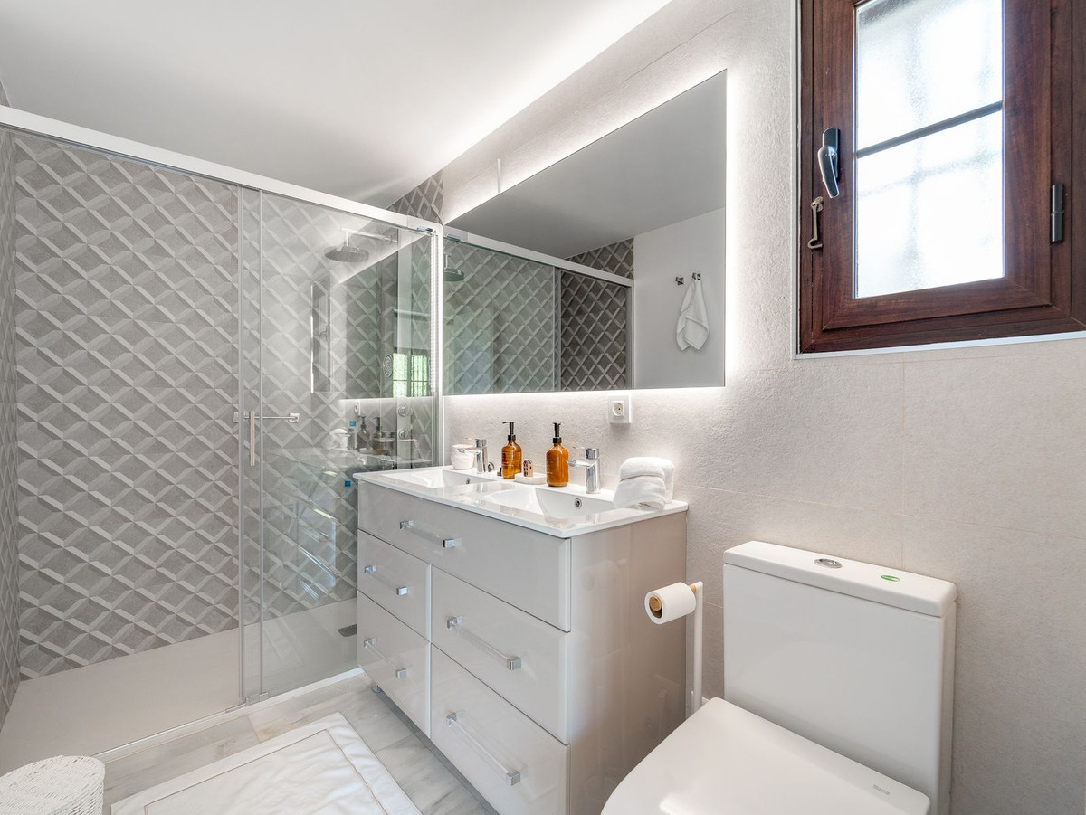 3 Bed Townhouse for sale in Marbella Costa Del Sol, Málaga, Spain