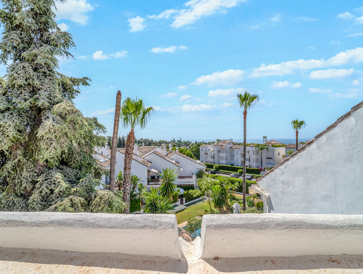 3 Bed Townhouse for sale in Marbella Costa Del Sol, Málaga, Spain
