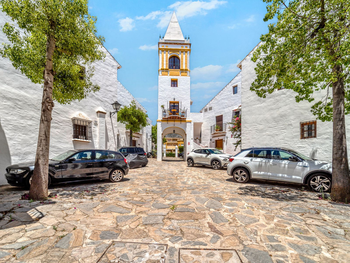 3 Bed Townhouse for sale in Marbella Costa Del Sol, Málaga, Spain