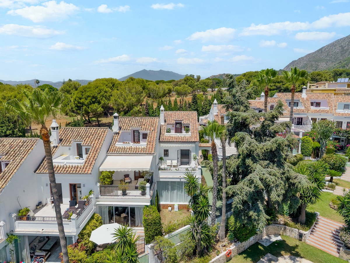 3 Bed Townhouse for sale in Marbella Costa Del Sol, Málaga, Spain