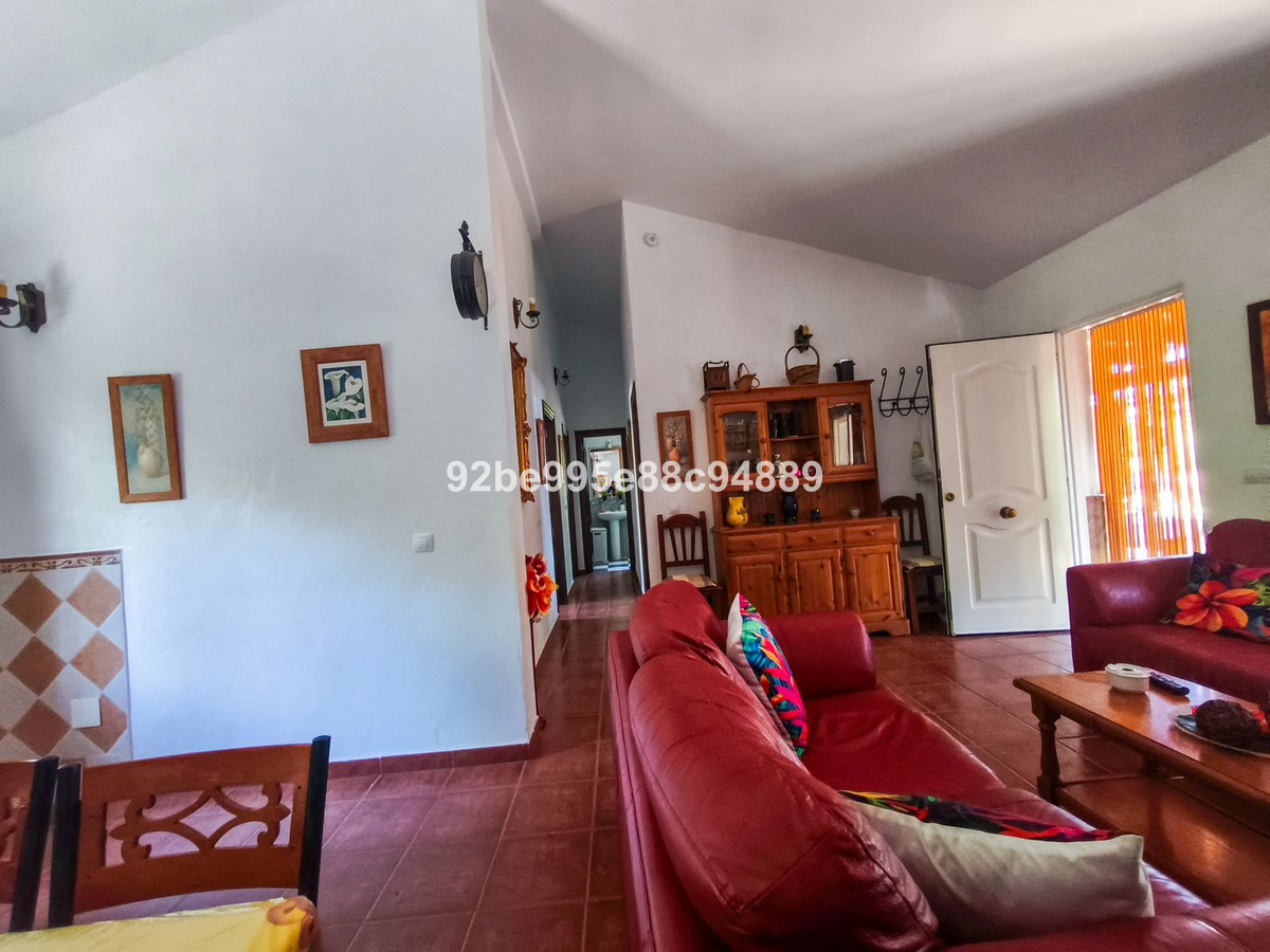 3 Bed Townhouse for sale in Coín Costa Del Sol, Málaga, Spain