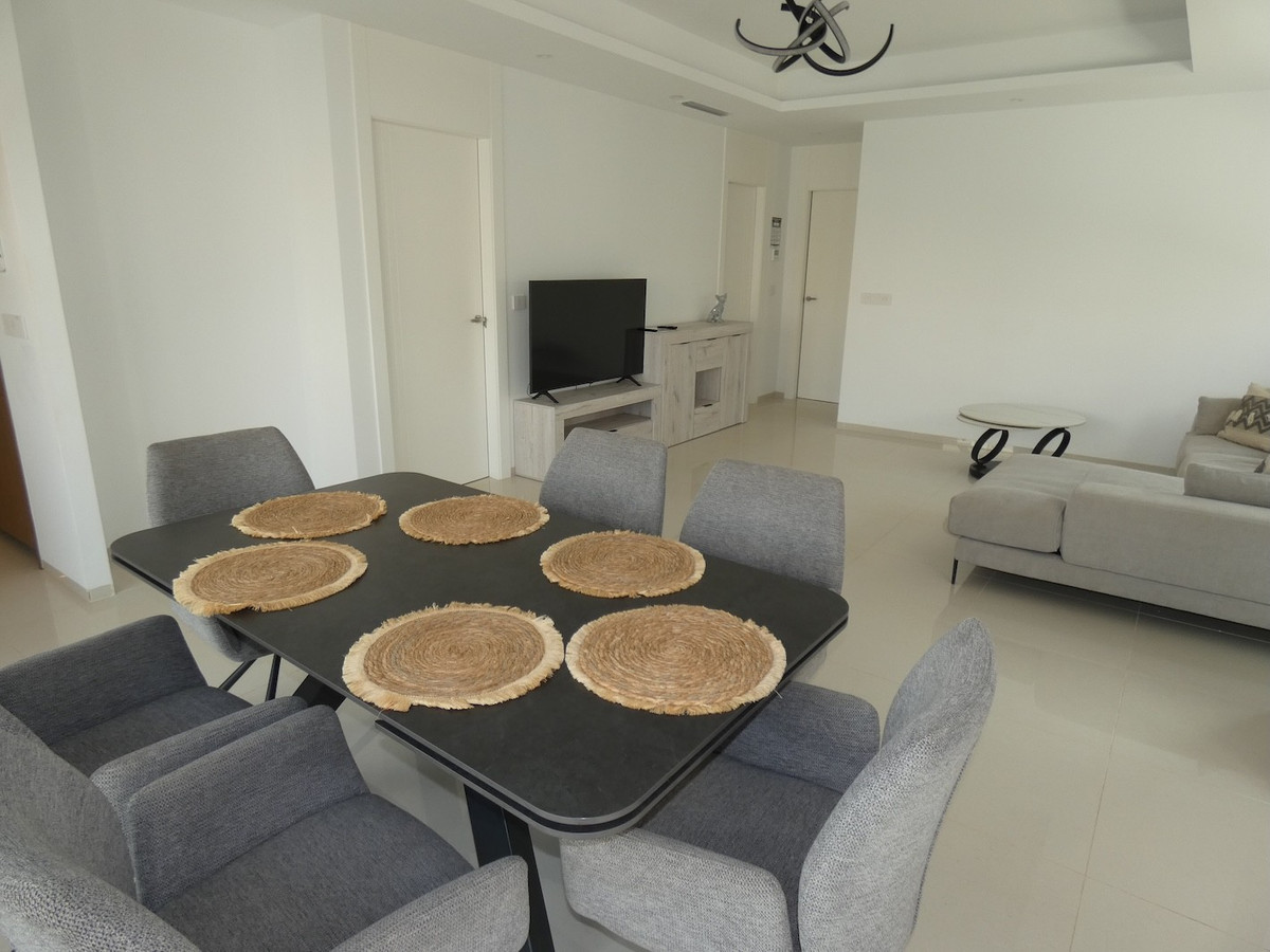 Se vende Villa - Chalet de 3 dormitorios en Costa Blanca, Alicante, España