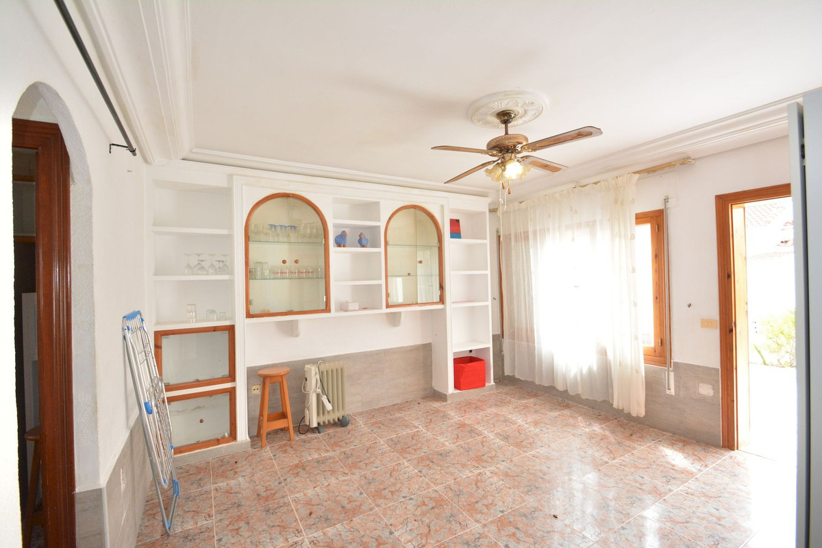 4 Bed Townhouse for sale in Torrevieja Costa Blanca, Alicante, Spain