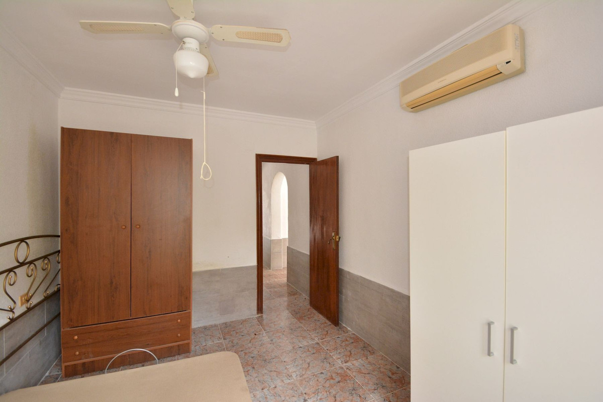 4 Bed Townhouse for sale in Torrevieja Costa Blanca, Alicante, Spain