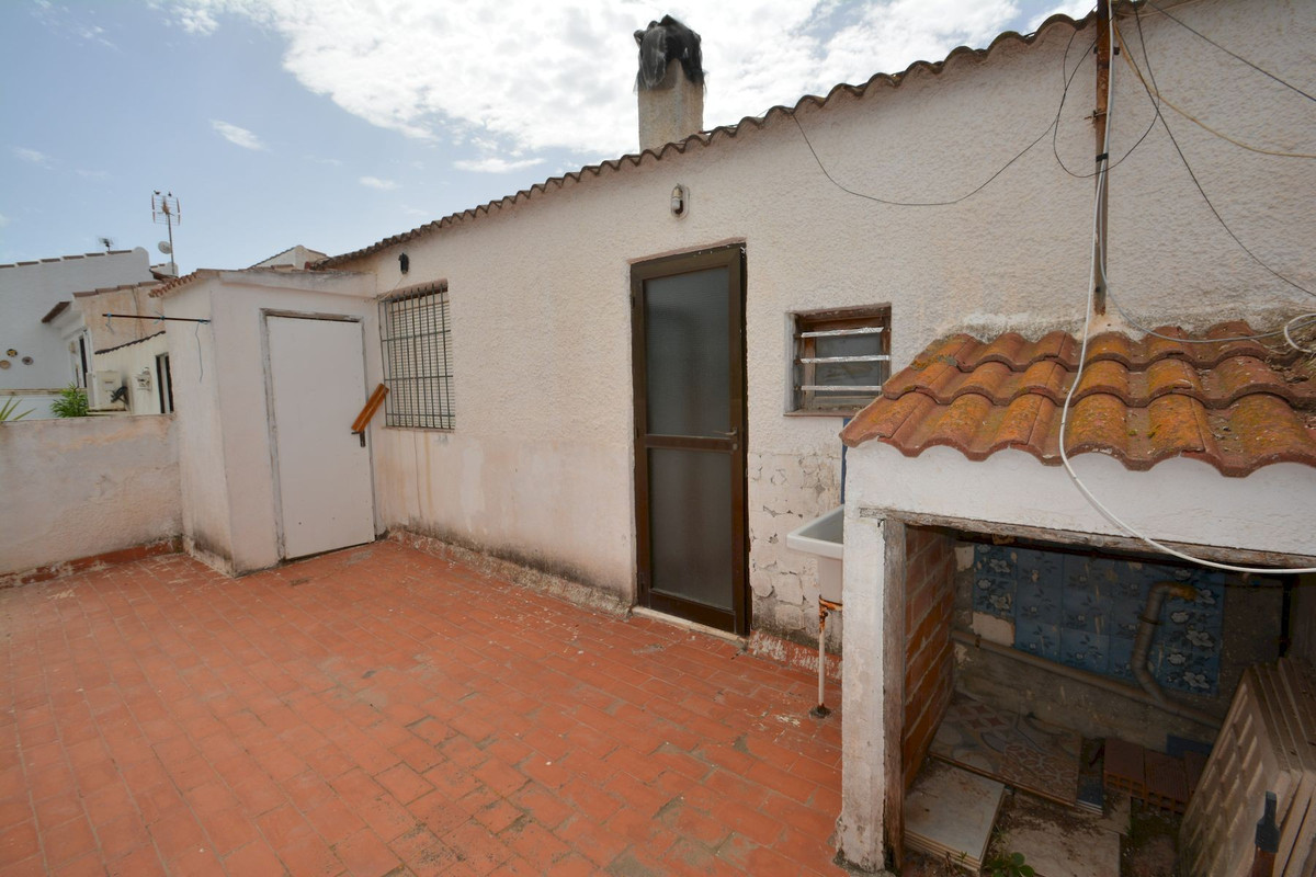 4 Bed Townhouse for sale in Torrevieja Costa Blanca, Alicante, Spain