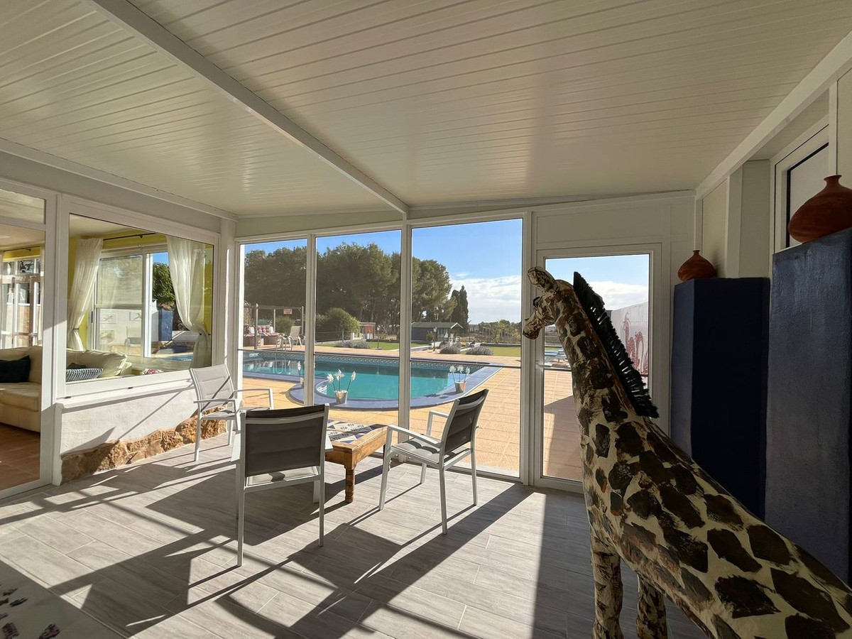 Se vende Villa - Chalet de 6 dormitorios en Costa Calida, Murcia, España